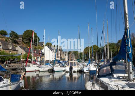 Hafen von La Roche Bernard, Segelboote und Yachten, Bretagne Frankreich Stockfoto