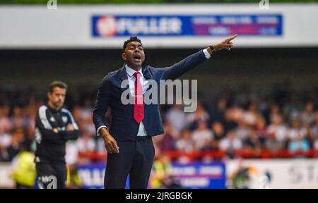 Crawley-Manager Kevin Betsy während des zweiten Spiels der EFL Carabao Cup Runde zwischen Crawley Town und Fulham im Broadfield Stadium , Crawley , Großbritannien - 23.. August 2022 nur für redaktionelle Verwendung. Keine Verkaufsförderung. Für Football-Bilder gelten Einschränkungen für FA und Premier League. Keine Nutzung des Internets/Handys ohne FAPL-Lizenz - für Details wenden Sie sich an Football Dataco Stockfoto