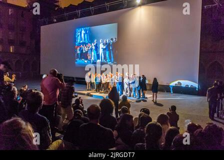 Perpignan, Frankreich, Menschenmenge bei der Preisverleihung, Fotojournalist Photography Festival „Visa Pour l'Image“ Stockfoto