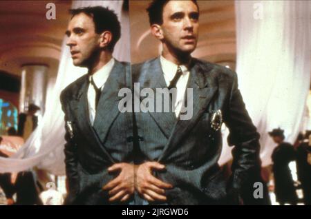 JONATHAN PRYCE, Brasilien, 1985 Stockfoto