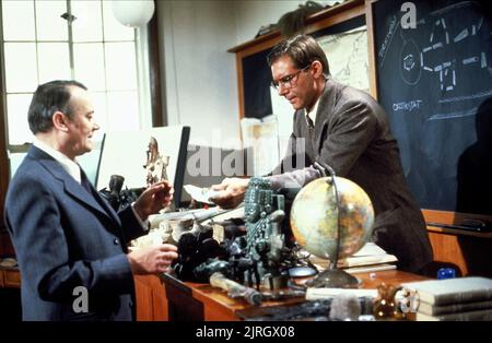 DENHOLM ELLIOTT, HARRISON FORD, RAIDERS OF THE LOST ARK, 1981 Stockfoto