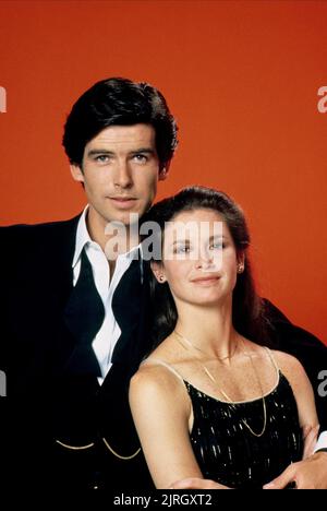 PIERCE BROSNAN, STEPHANIE ZIMBALIST, Remington Steele, 1982 Stockfoto