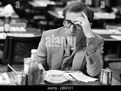 WOODY ALLEN, BROADWAY DANNY ROSE, 1984 Stockfoto