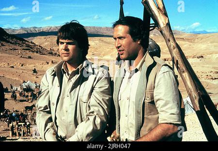 DAN AYKROYD, Chevy Chase, Spies Like Us, 1985 Stockfoto