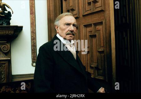 RALPH RICHARDSON, GREYSTOKE: DIE LEGENDE VON TARZAN, DEM HERRN DER AFFEN, 1984 Stockfoto