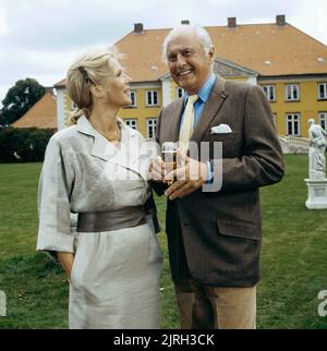 CHRISTIANE HORBIGER, Stewart Granger, DAS ERBE DER GULDENBURGS, 1987 Stockfoto