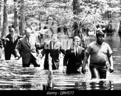 GENE HACKMAN, Kevin Dunn, Willem Dafoe, Mississippi Burning, 1988 Stockfoto