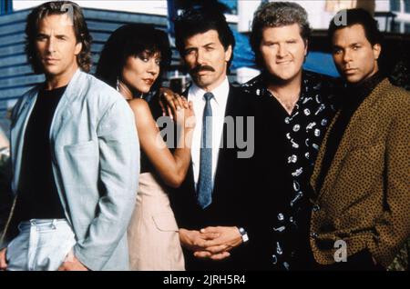 DON JOHNSON, OLIVIA BROWN, Edward James Olmos, MICHAEL TALBOTT, PHILIP MICHAEL THOMAS, MIAMI VICE, 1984 Stockfoto