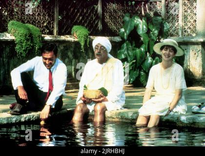 VICTOR BANERJEE, Alec Guinness, Judy Davis, eine Passage nach Indien, 1984 Stockfoto