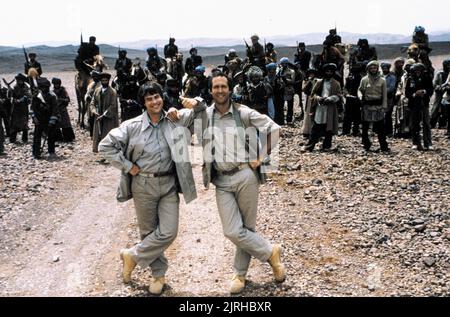 DAN AYKROYD, Chevy Chase, Spies Like Us, 1985 Stockfoto