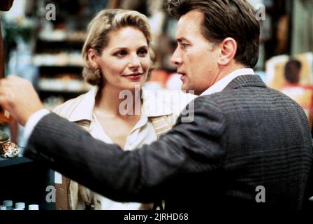 HELEN SHAVER, Martin Sheen, DIE GLÄUBIGEN, 1987 Stockfoto