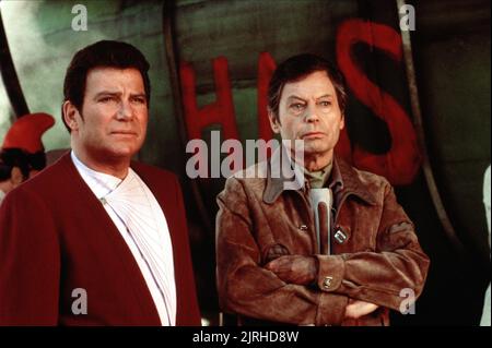 WILLIAM SHATNER, DEFOREST KELLEY, Star Trek IV: The Voyage Home, 1986 Stockfoto