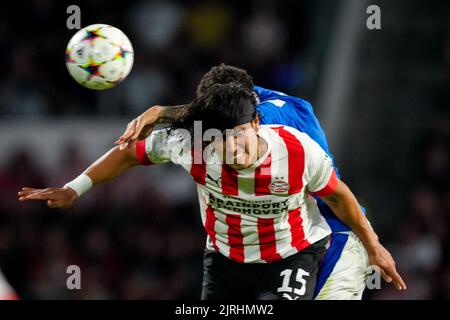 EINDHOVEN, NIEDERLANDE - 24. AUGUST: Erick Gutierrez vom PSV während des UEFA Champions League Play-Off Second Leg-Spiels zwischen PSV und Rangers am 24. August 2022 im Philips Stadion in Eindhoven, Niederlande (Foto: Geert van Erven/Orange Picters) Stockfoto