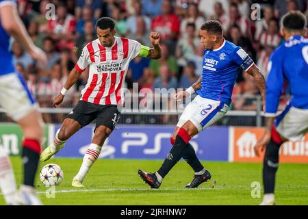 EINDHOVEN, NIEDERLANDE - 24. AUGUST: Cody Gakpo vom PSV während des UEFA Champions League Play-Off Second Leg Matches zwischen PSV und Rangers am 24. August 2022 im Philips Stadion in Eindhoven, Niederlande (Foto: Andre Weening/Orange Picles) Stockfoto