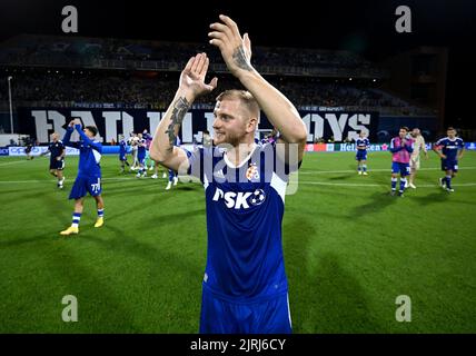 Petar Bockaj von Dinamo feiert nach dem Sieg gegen Bodo/Glimt während des UEFA Champions League Play-Off Second Leg Spiels zwischen Dinamo Zagreb und Bodo/Glimt am 24. August 2022 im Maksimir Stadium in Zagreb, Kroatien. Phot:Marko Lukunic/PIXSELL Stockfoto