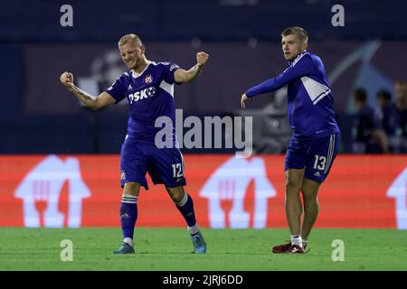 Petar Bockaj von Dinamo feiert nach einem Sieg gegen Bodo/Glimt während des UEFA Champions League Play-Off Second Leg Spiels zwischen Dinamo Zagreb und Bodo/Glimt am 24. August 2022 im Maksimir Stadium in Zagreb, Kroatien. Foto: Igor Kralj/PIXSELL Stockfoto