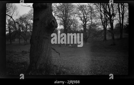 Honor Oak Park, London, 1930s, England, von Eric Lee-Johnson. Stockfoto