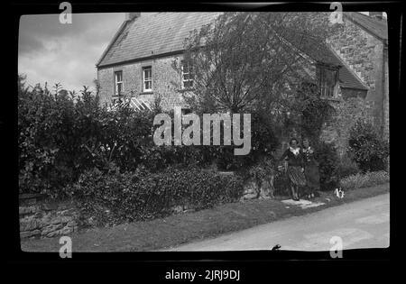 Paddy Johnson und Edith Blow, Somerset, 1930s, England, von Eric Lee-Johnson. Stockfoto