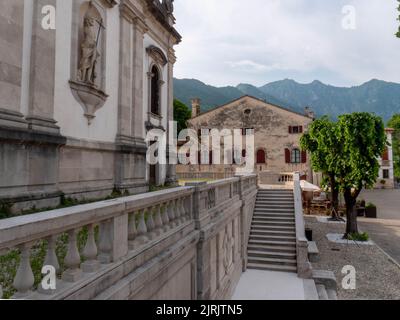 Cison di Valmarino, eines der eindrucksvollsten Dörfer Veneto. Stockfoto