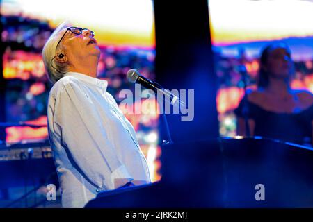 24. August 2022, Santa Severa (Rom, Latium (Roma, Italien: Nino D'Angelo in ''The Poet Who Can't Talk''' Tour 22 auf der Burg von Santa Severa Estate 22. (Bild: © Daniela Franceschelli/Pacific Press via ZUMA Press Wire) Stockfoto