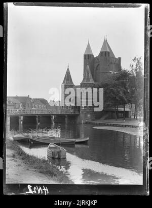 The Amsterdamse Poort, Haarlem, Niederlande, 1906-1917, Niederlande, Von George Crombie. Stockfoto