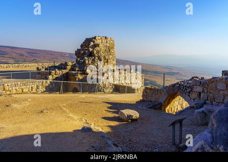 Blick auf antike Ruinen in der mittelalterlichen Festung Nimrod, den Golanhöhen, Nordisraelisch Stockfoto