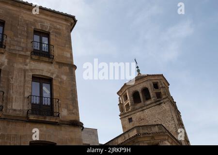 Kirche und Kloster der Santísima Trinidad. Erbaut zwischen 17. - 18. Cent. Barockstil. Úbeda, Provinz Jaén. Andalusien. Spanien. Stockfoto