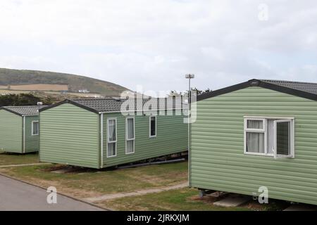 Parkdean Resorts, statische Wohnwagen im Ruda Holiday Park, Croyde, Braunton, Devon, England, Großbritannien, Sommer August 2022, Wohnwagenurlaub in Großbritannien Stockfoto