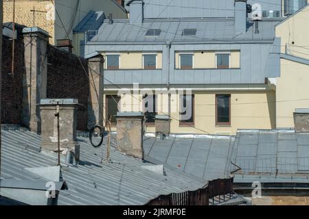 RUSSLAND, PETERSBURG - AUG 19, 2022: City - view Sky petersburg sankt-Alt-europa-russland-Panorama, für Stadtbild historisch in Sonnenuntergang und Stadt europa Stockfoto