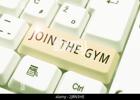 Inspiration Vorzeibeschild Join the Gym. Business-Übersicht Motivation, mit dem Training zu beginnen Making Exercises Fitness Frau trägt VR-Brille und Stockfoto