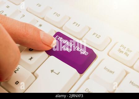 Konzeptionelle Darstellung Exchange Traded Fund. Wort geschrieben über marktfähige Sicherheit, die einen Aktienindex verfolgt Blank Frame dekoriert mit Abstract Modernised Stockfoto