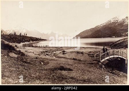 Vom Strand, Queenstown, Lake Wakatipu, 1870-1880s, Queenstown, Von Burton Brothers. Stockfoto