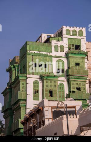 Restaurierte grüne Balkone Al Balad Jeddah Saudia Arabia Stockfoto