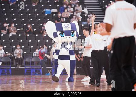 Tokio, Japan. 24. August 2022. Miraitowa, 24 1.. August 2022 - Rollstuhl-Basketball : Auftritt in der Ariake Arena während der Paralympischen Spiele 2020 in Tokio, Japan. Quelle: SportsPressJP/AFLO/Alamy Live News Stockfoto