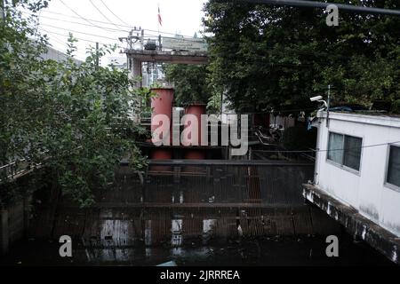 Klong alias Canal Bang Kapi, Huai Khwang, Bangkok Thailand Stockfoto