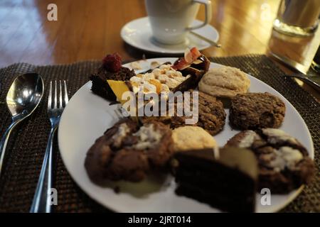 Kaffee und Desserts All you can eat Buffet im fünf-Sterne-Hotel in Bangkok Thailand Stockfoto