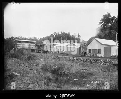 Staatliche Kohlemine, Seddonville, Neuseeland, von Muir & Moodie. Stockfoto