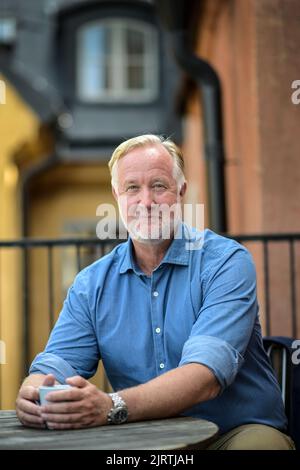 Johan Pehrson, Vorsitzender der Liberalen Partei (schwedisch: Liberalerna), fotografiert in Stockholm, Schweden, 17. August 2022. Die Parlamentswahlen werden am 11. September 2022 in Schweden stattfinden Foto: Anders Wiklund / TT / Code 10040 Stockfoto