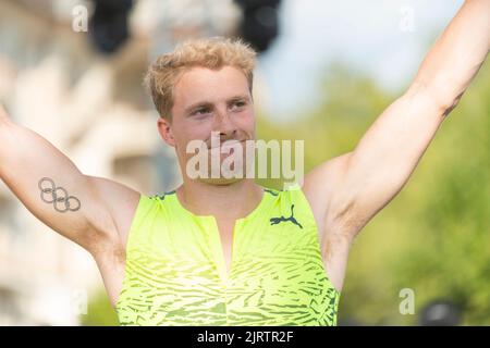 Lausanne, Schweiz. 08.. Mai 2022. Ben Broeders aus Belgien feiert im Rahmen des Hochsprungwettbewerbs beim City Event des Grand-Prix Athletissima Wanda Diamond League in Lausanne 2022. (Foto: Eric Dubost/Pacific Press) Quelle: Pacific Press Media Production Corp./Alamy Live News Stockfoto