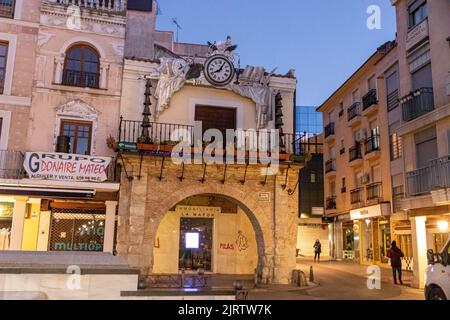 Ciudad Real, Spanien. Die Casa del Reloj (Uhrhaus) auf der Plaza Mayor (Grand Town Square). Hauptplatz der Stadt Stockfoto