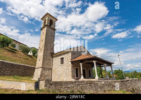 Spilimbergo Stadt. Kleine Kirche (Chiesa della Beata Vergine della Mercede oder dell’Anconica), 1687, Provinz Pordenone, Friaul-Julisch Venetien, Italien. Stockfoto