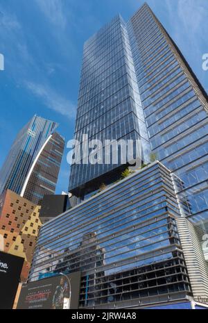 Times Square, Kreuzung 42. Street und Eighth Avenue, NYC, 2022, USA Stockfoto