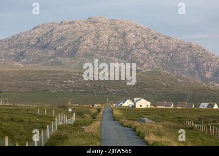 Mountain Single Track Road zwischen Aird Uig und Timsgarry, Lewis, Isle of Lewis, Hebrides, Äußere Hebriden, Western Isles, Schottland, Vereinigtes Königreich Stockfoto