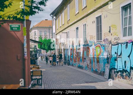 Atmosphäre im Stadtzentrum von Ljubljana in der Kastelceva-Straße Stockfoto