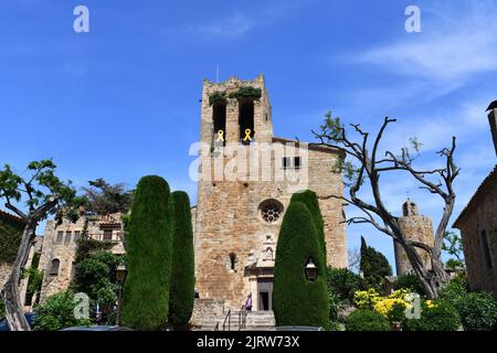 Pals historisches mittelalterliches Dorf, Katalonien, Spanien. kirche Stockfoto