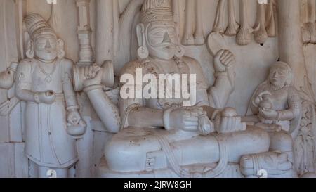 Jodhpur Rajasthan, Indien – 1. Februar 2014 : Alte Hindu-Gott Idole in Mandore Garden jodhpur Stadt, Rajasthan, Indien Stockfoto