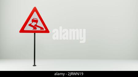 Straßenschild rutschige Straße, 3D Zeichen isoliert auf weißem Hintergrund, Kopierplatz. 3D Arbeit und 3D Illustration Stockfoto