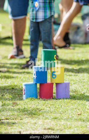 Outdoor Junina Party Dekoration in Rio de Janeiro. Stockfoto