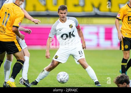 Kerkrade, Niederlande. 26. August 2022. KERKRADE, NIEDERLANDE - 26. AUGUST: Alex Plat von NAC Breda während des niederländischen Keukenkampioendivisie-Spiels zwischen Roda JC und NAC Breda im Parkstad Limburg Stadion am 26. August 2022 in Kerkrade, Niederlande (Foto: Geert van Erven/Orange Picics) Credit: Orange Pics BV/Alamy Live News Stockfoto