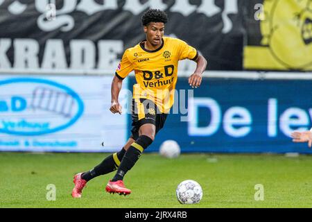 Kerkrade, Niederlande. 26. August 2022. KERKRADE, NIEDERLANDE - 26. AUGUST: Terrence Douglas von Roda JC während des niederländischen Keukenkampioendivisie-Spiels zwischen Roda JC und NAC Breda im Parkstad Limburg Stadion am 26. August 2022 in Kerkrade, Niederlande (Foto: Geert van Erven/Orange Picics) Credit: Orange Pics BV/Alamy Live News Stockfoto